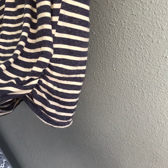 Stripped Mid-sleeve Top - Picture 2 of 4